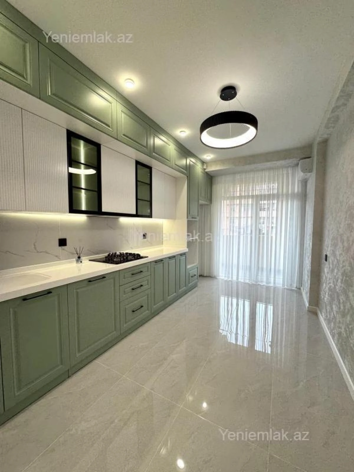 Satılır 3 otaqlı yeni tikili 105 m²