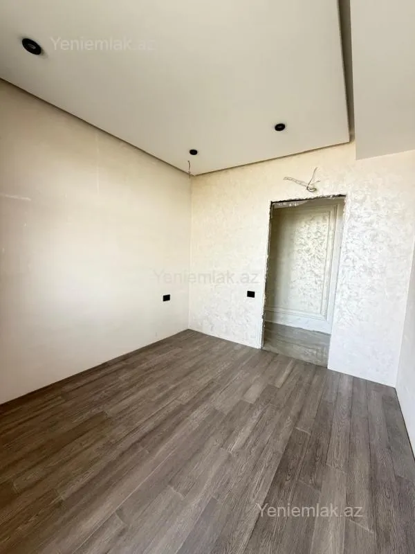Satılır 2 otaqlı yeni tikili 89 m²
