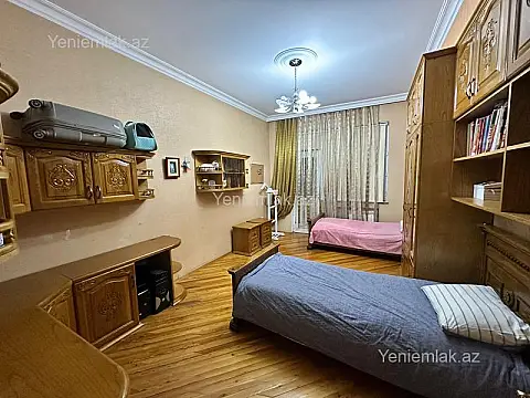 Satılır 3 otaqlı yeni tikili 158 m²