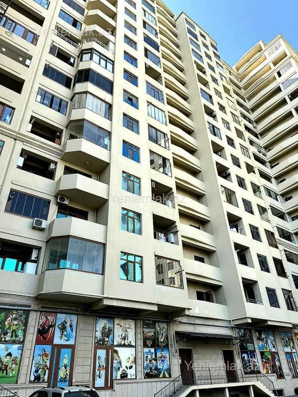 Satılır 3 otaqlı yeni tikili 127 m²