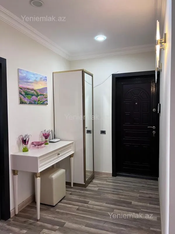 Satılır 3 otaqlı köhnə tikili 85 m²