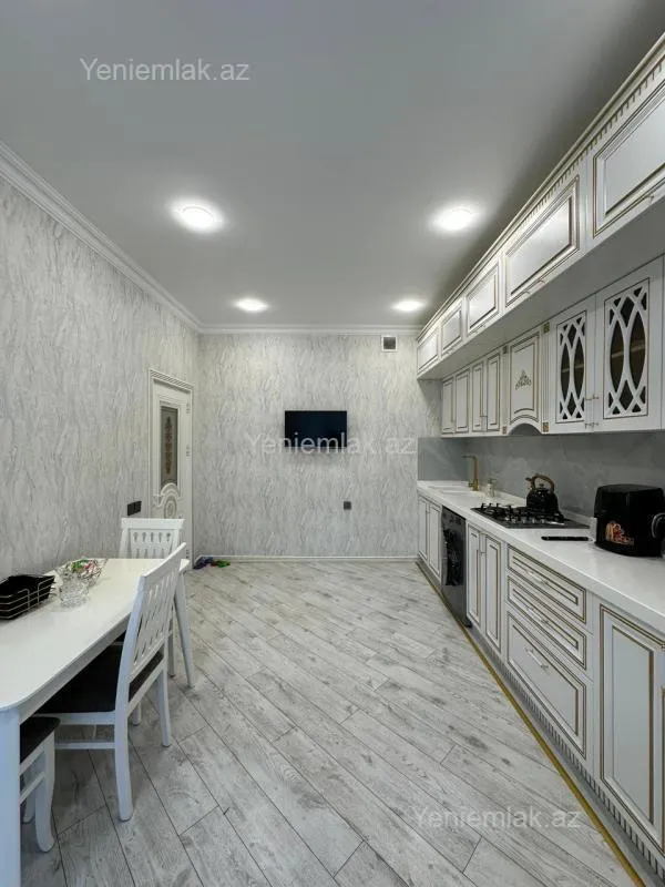 Satılır 3 otaqlı yeni tikili 103 m²