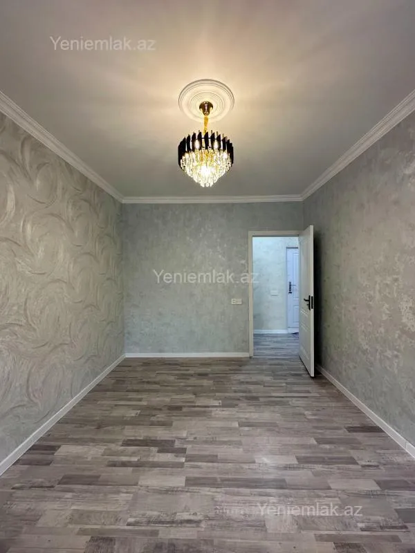 Satılır 2 otaqlı köhnə tikili 65 m²