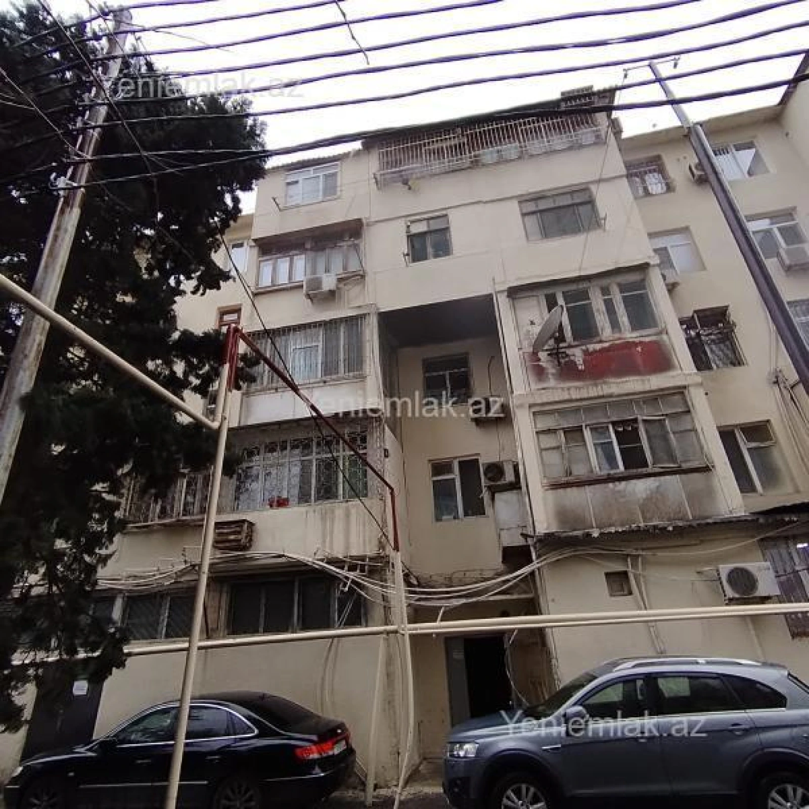 Satılır 2 otaqlı köhnə tikili 60 m²