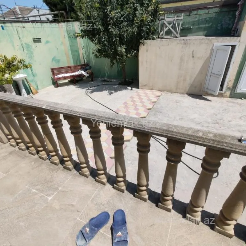 Satılır 4 otaqlı həyət evi 120 m²