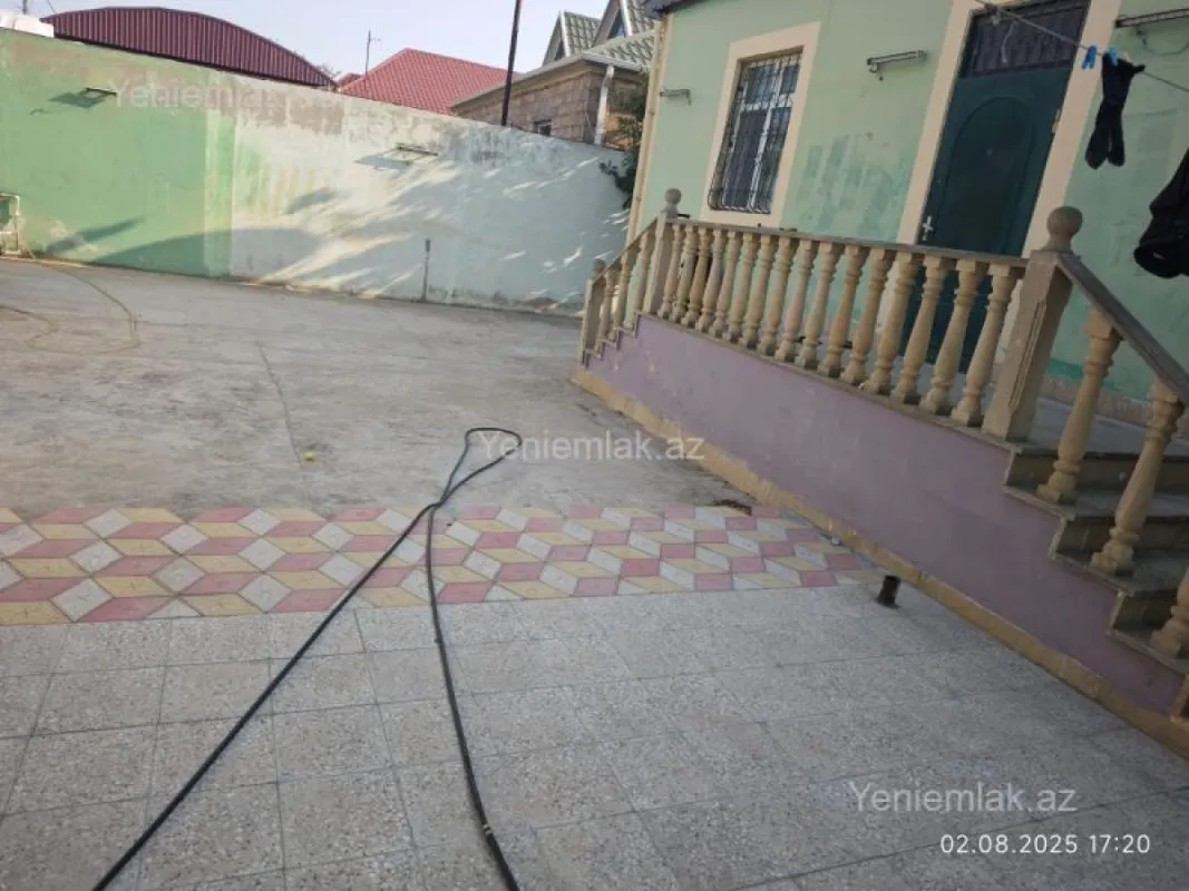 Satılır 4 otaqlı həyət evi 120 m²
