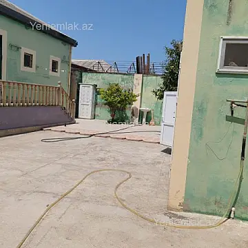 Satılır 4 otaqlı həyət evi 120 m²