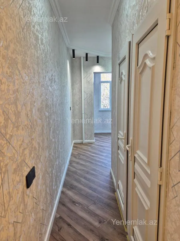 Satılır 3 otaqlı köhnə tikili 74 m²