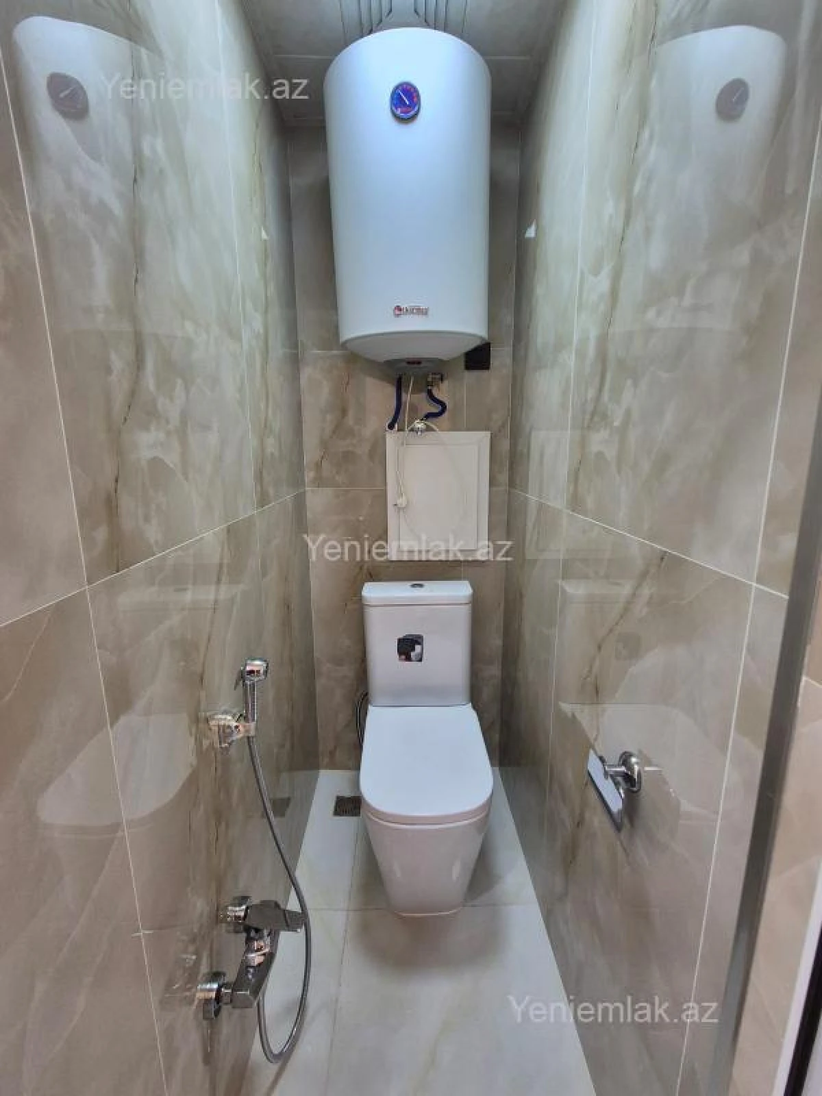 Satılır 3 otaqlı köhnə tikili 74 m²