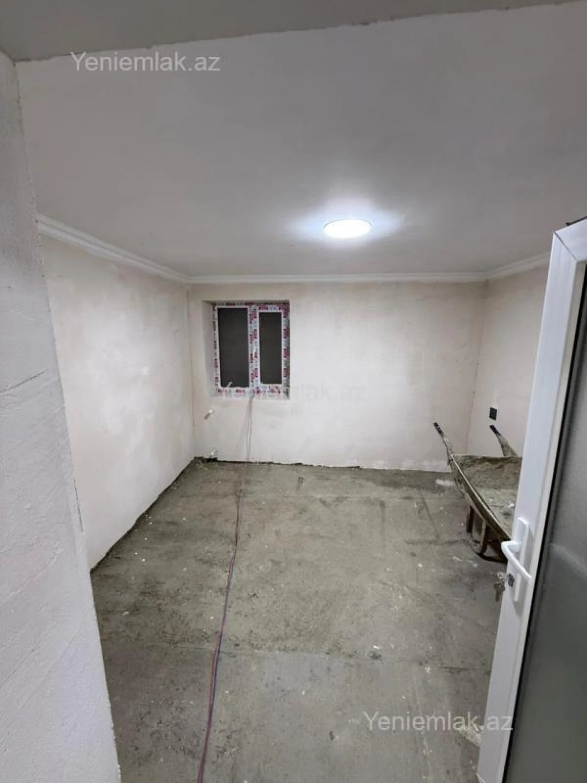 Satılır 5 otaqlı həyət evi 100 m²