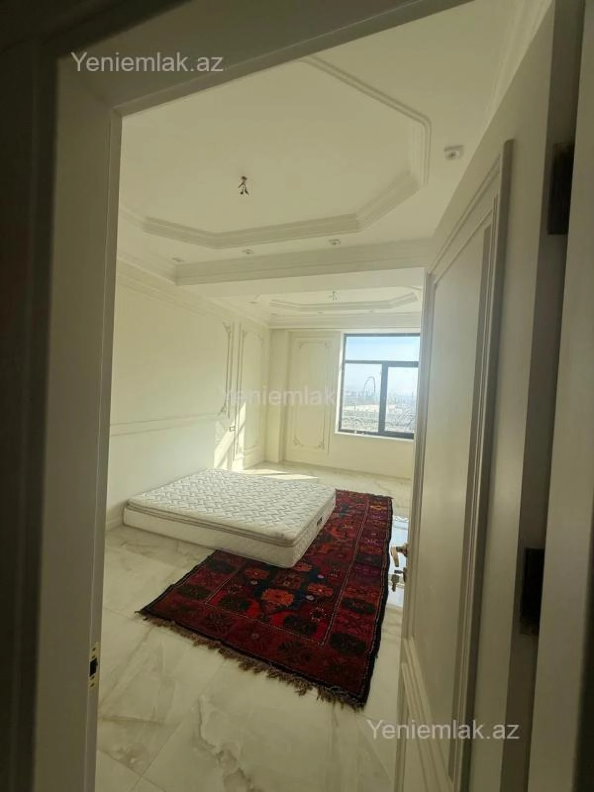 Satılır 4 otaqlı yeni tikili 193 m²