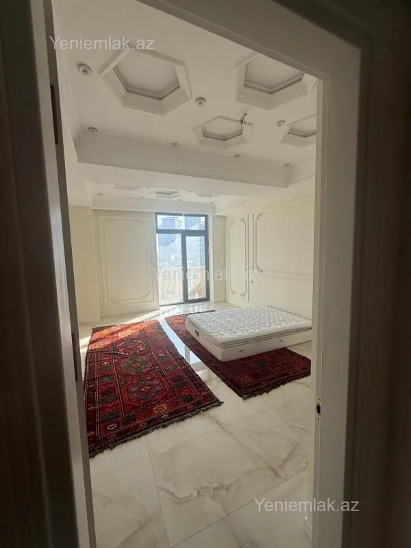 Satılır 4 otaqlı yeni tikili 193 m²