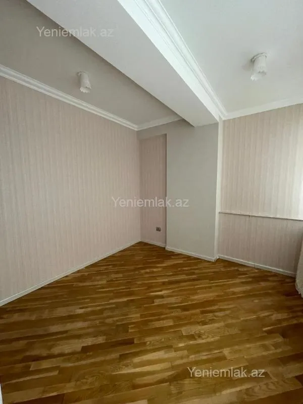 Satılır 3 otaqlı yeni tikili 105 m²