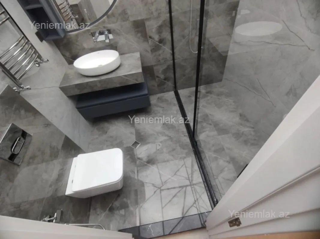 Satılır 4 otaqlı yeni tikili 137 m²