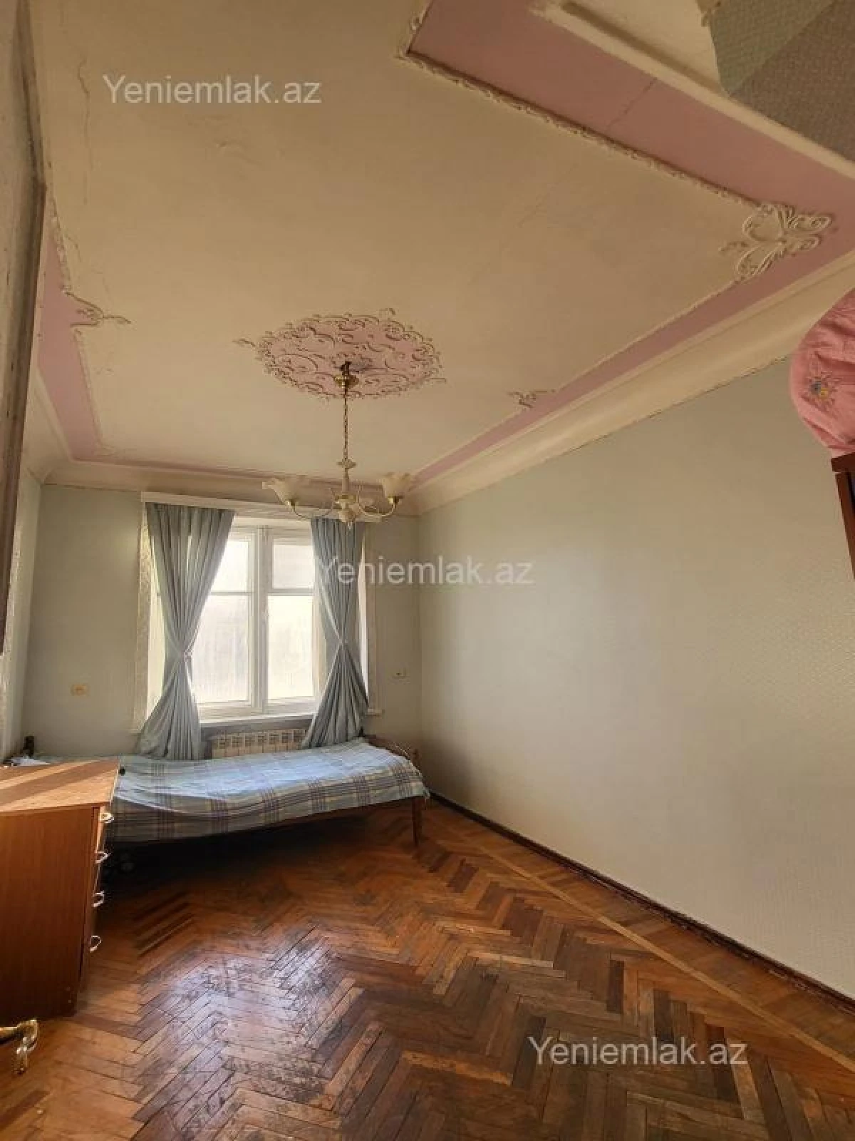 Satılır 2 otaqlı köhnə tikili 45 m²