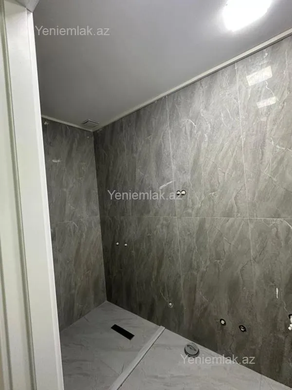 Satılır 2 otaqlı yeni tikili 53 m²