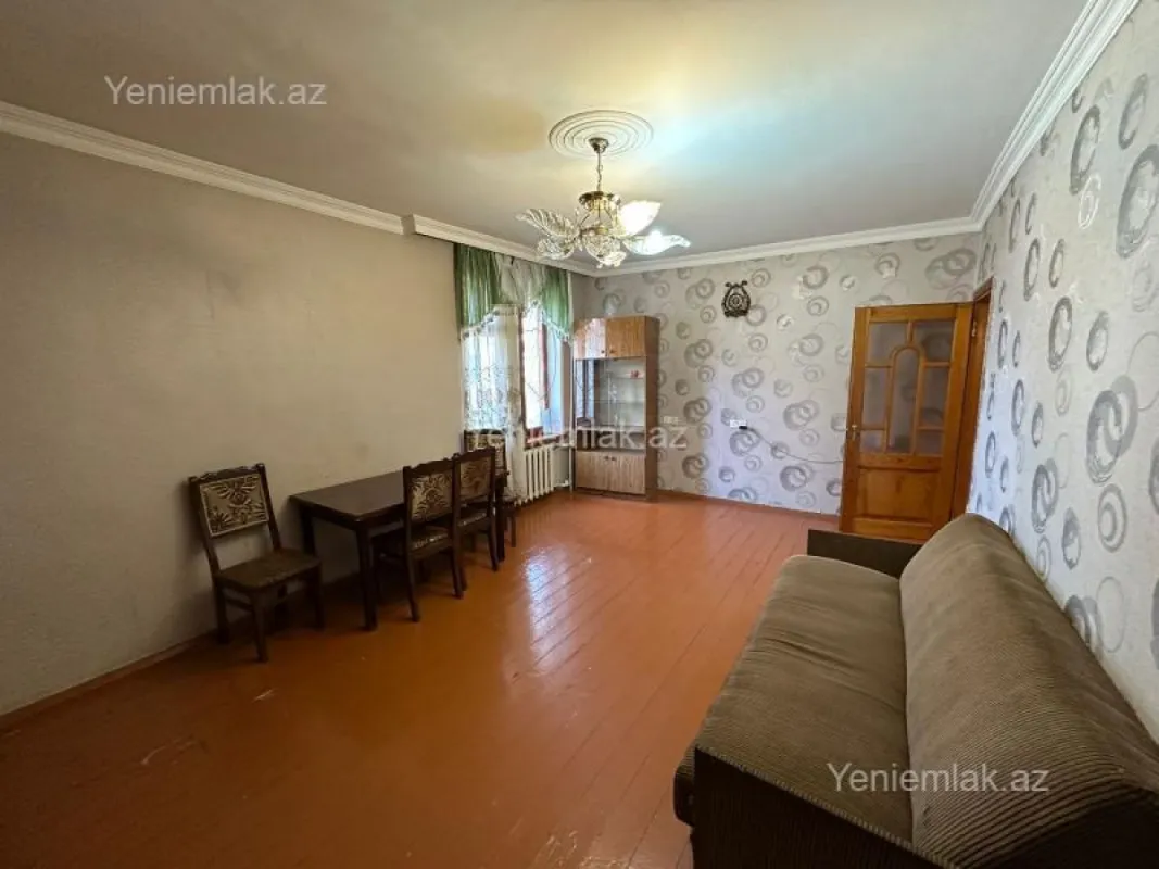 Satılır 3 otaqlı köhnə tikili 60 m²