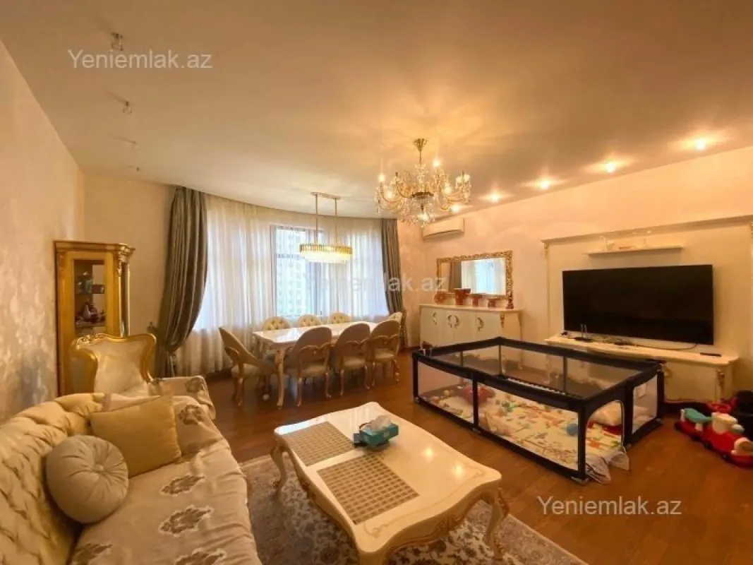 Satılır 4 otaqlı yeni tikili 170 m²