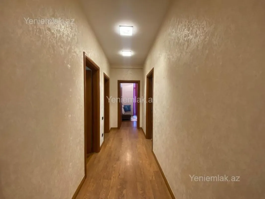 Satılır 4 otaqlı yeni tikili 170 m²