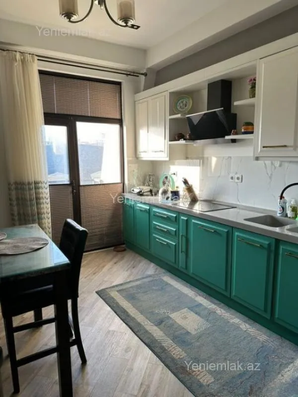 Satılır 3 otaqlı yeni tikili 115 m²