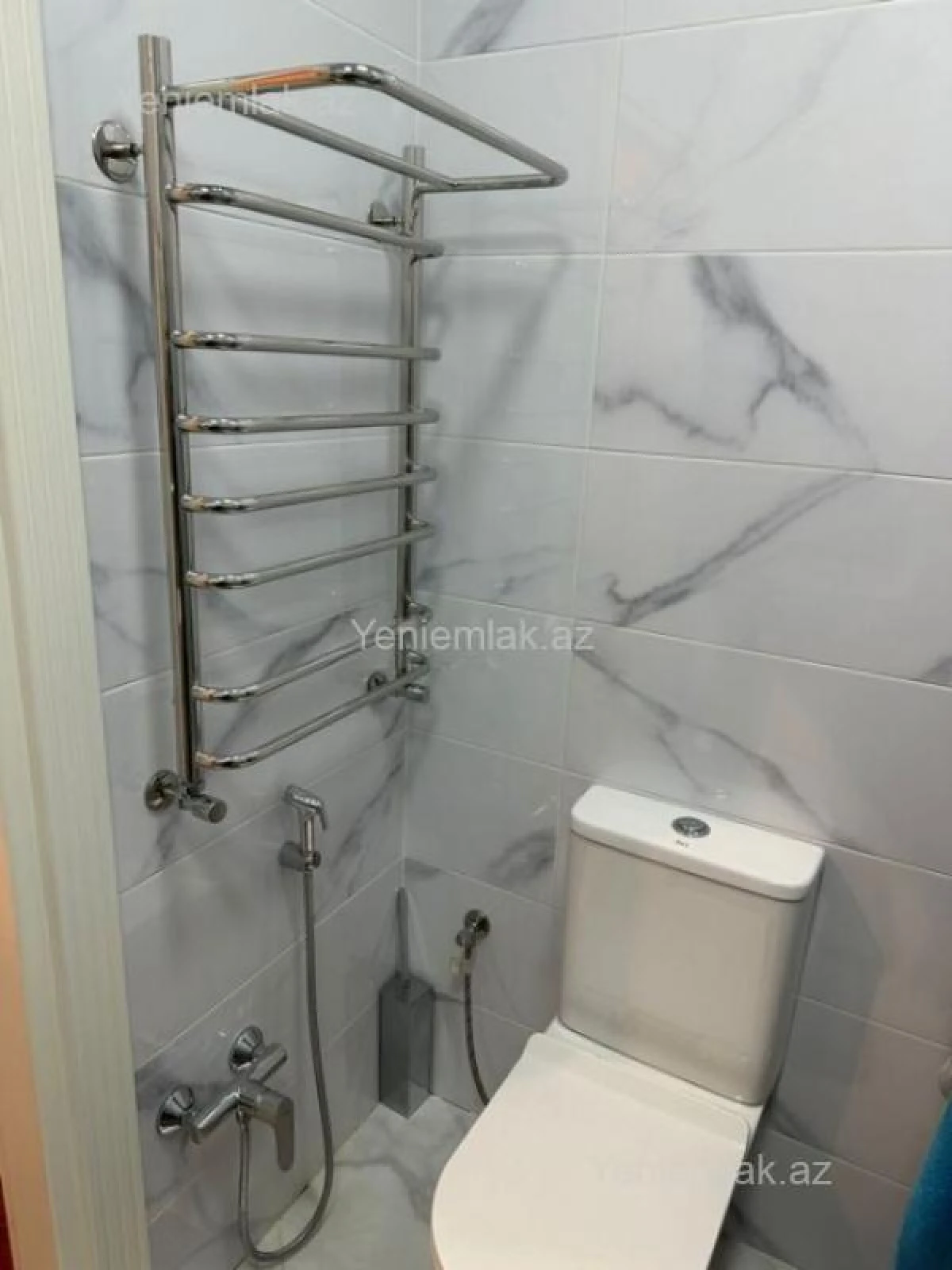 Satılır 3 otaqlı yeni tikili 115 m²