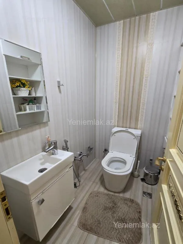 Satılır 3 otaqlı yeni tikili 135 m²