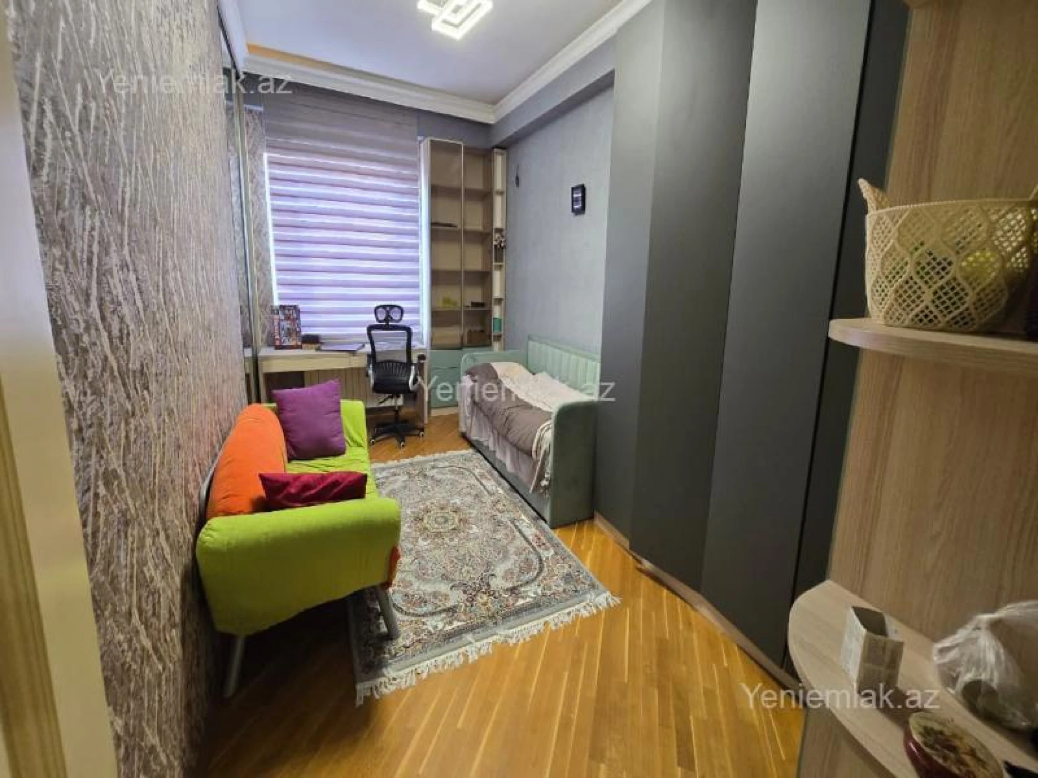 Satılır 3 otaqlı yeni tikili 135 m²