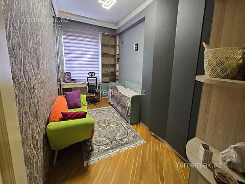Satılır 3 otaqlı yeni tikili 135 m²