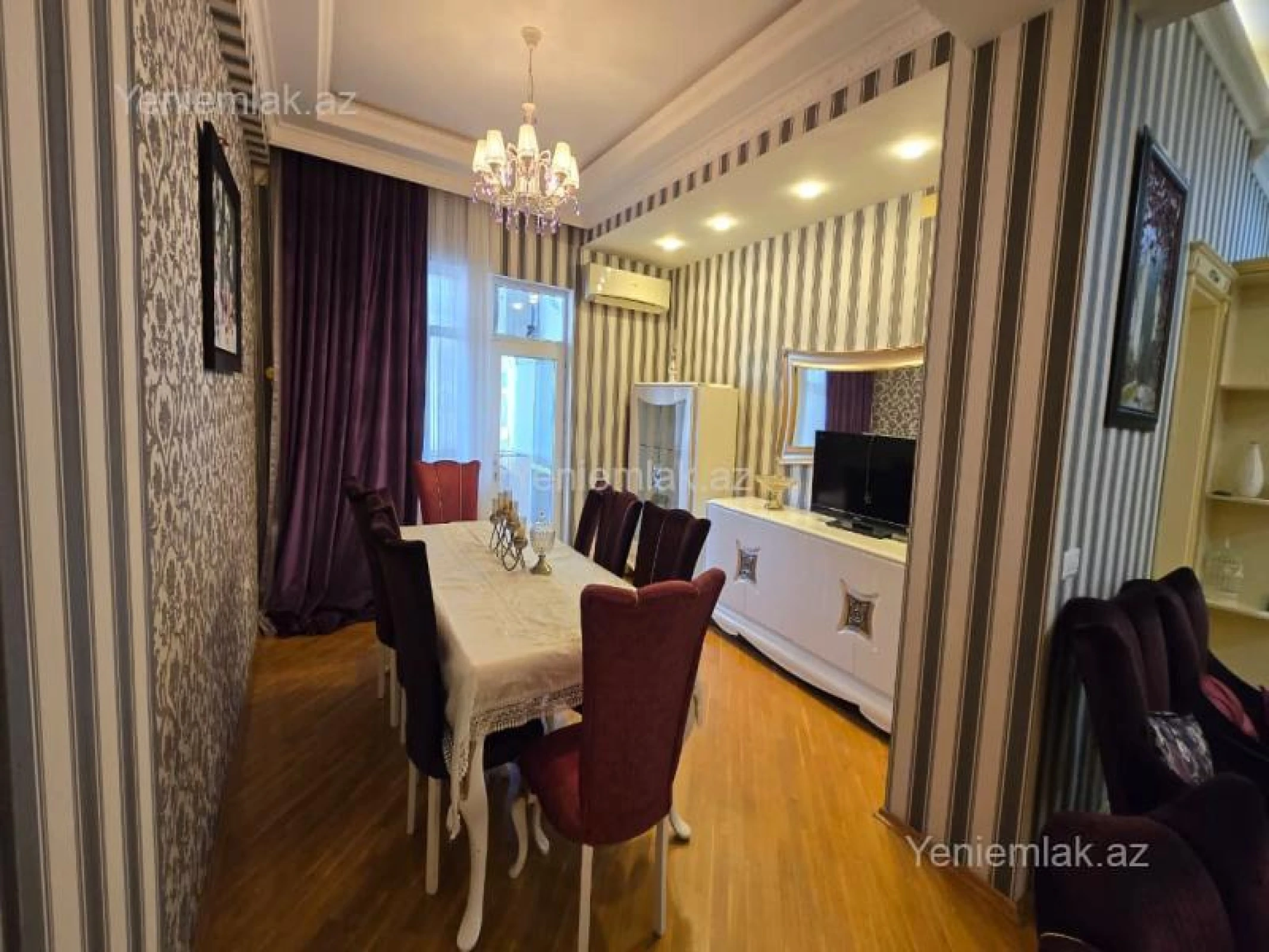 Satılır 3 otaqlı yeni tikili 135 m²