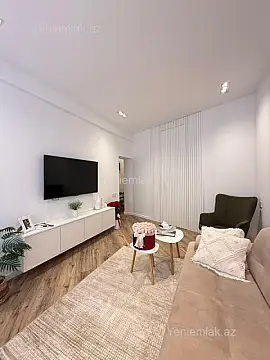 Satılır 3 otaqlı yeni tikili 49 m²
