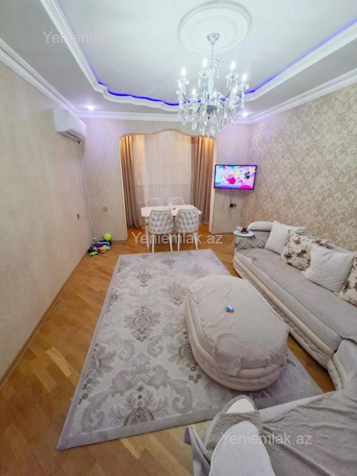 Satılır 3 otaqlı köhnə tikili 80 m²