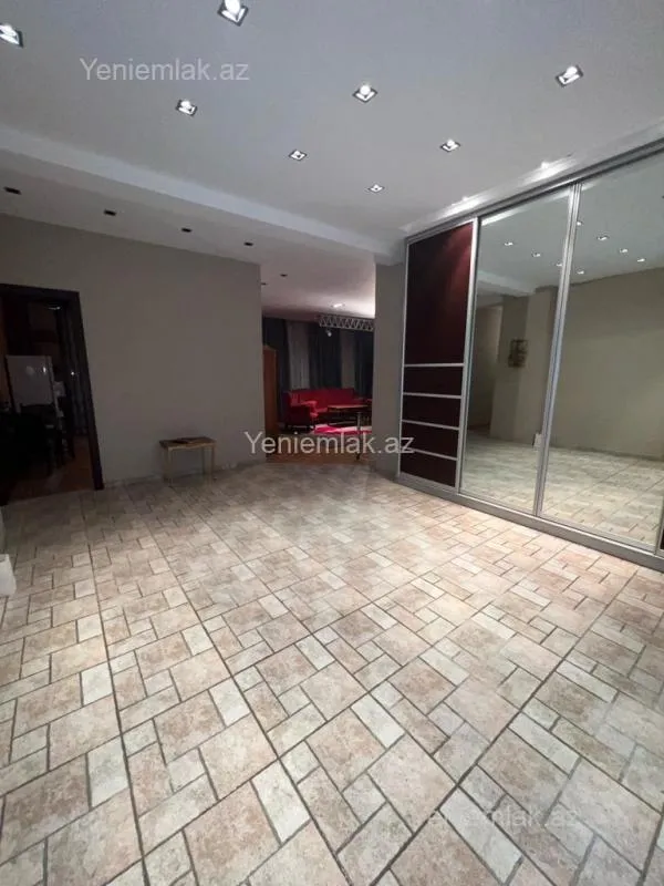 Satılır 4 otaqlı yeni tikili 232 m²