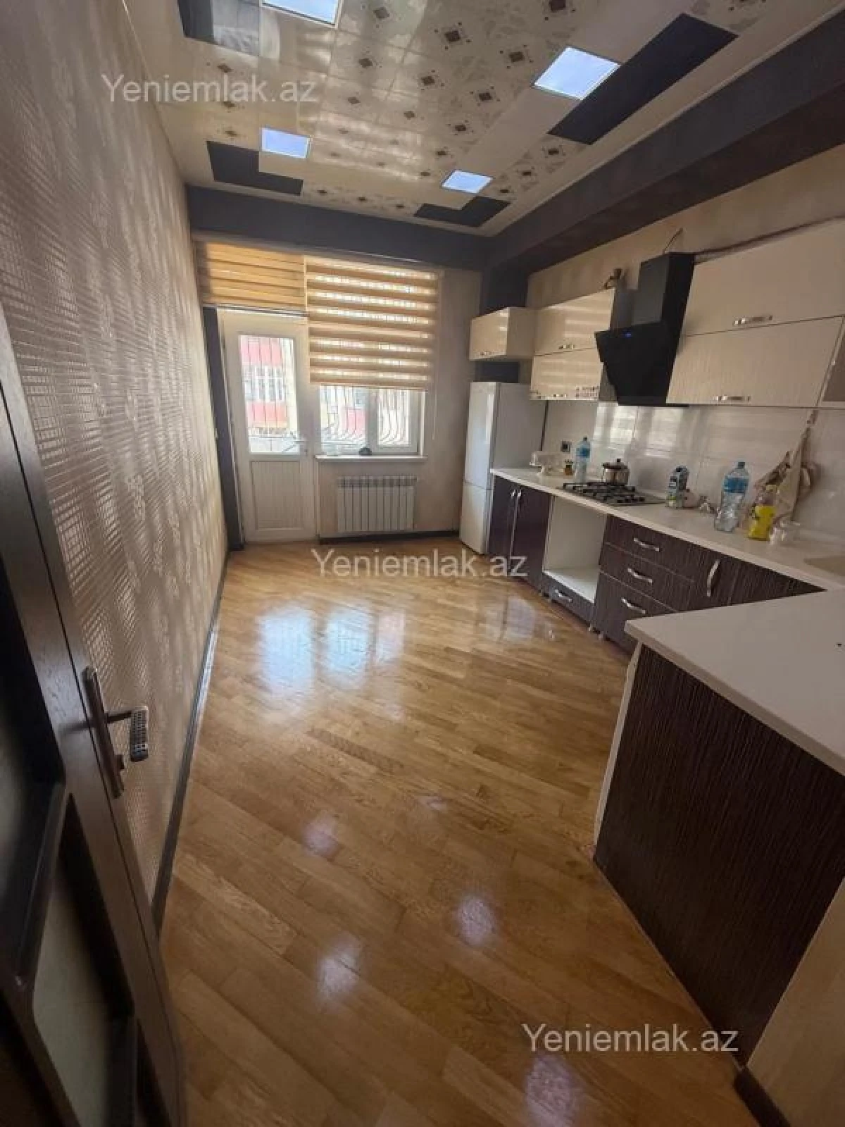 Satılır 4 otaqlı yeni tikili 130 m²