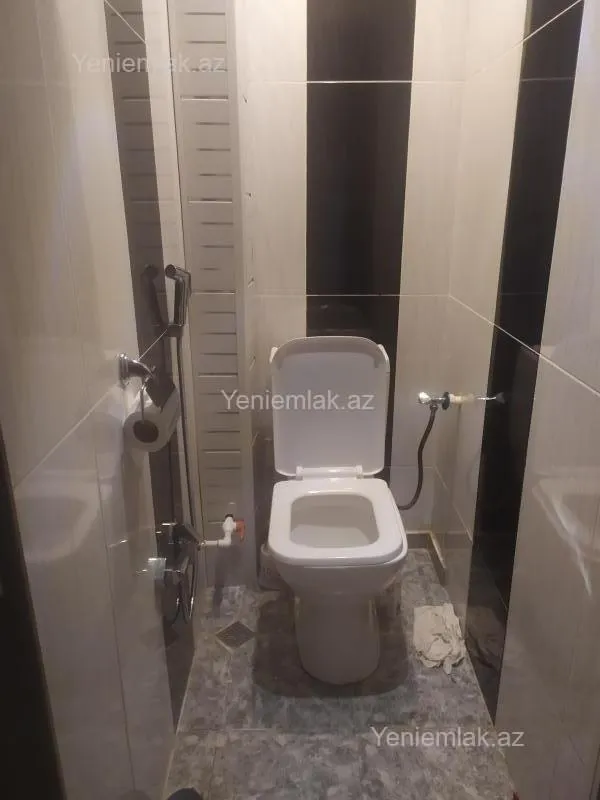 Satılır 5 otaqlı köhnə tikili 98 m²