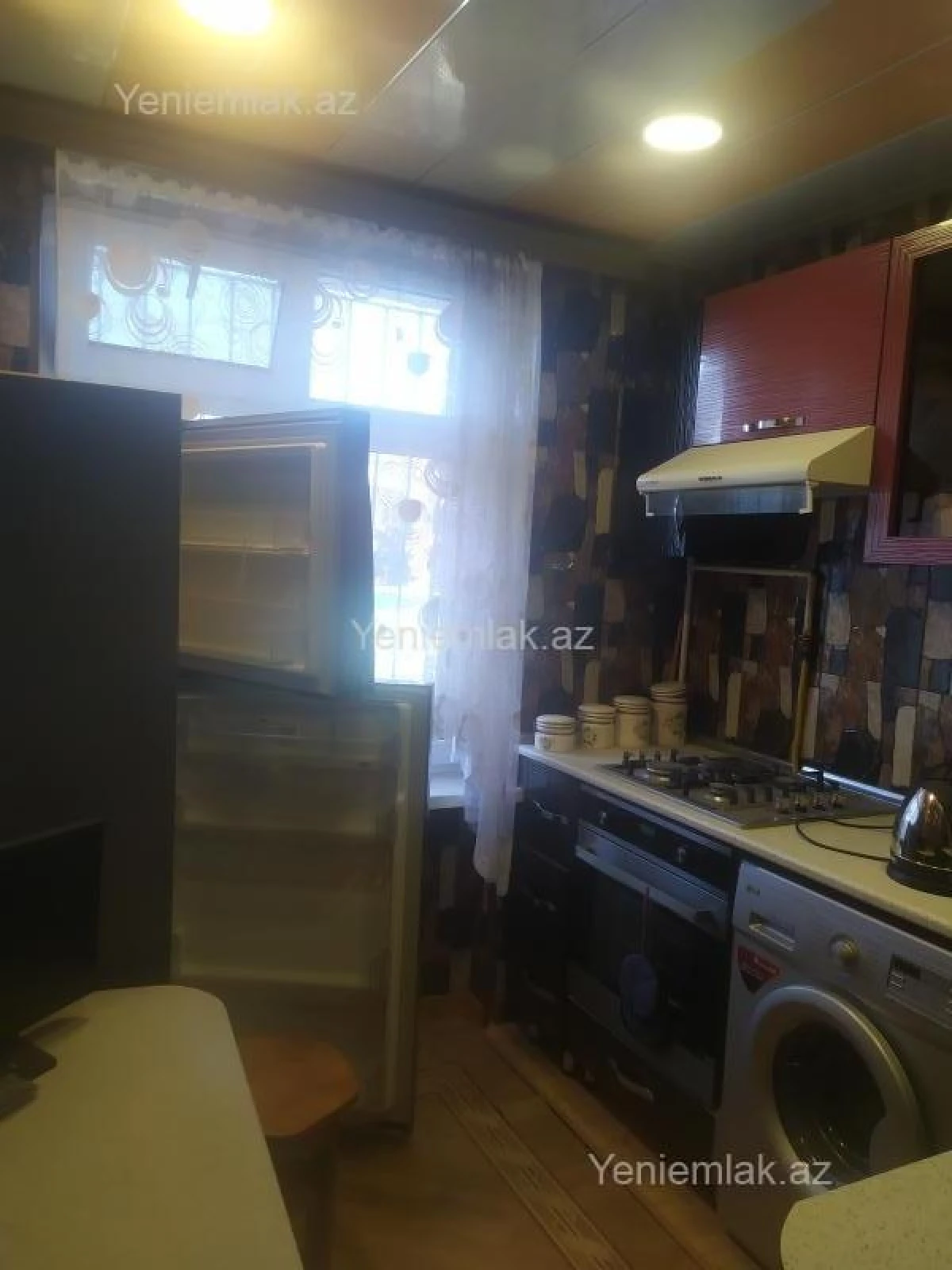 Satılır 5 otaqlı köhnə tikili 98 m²