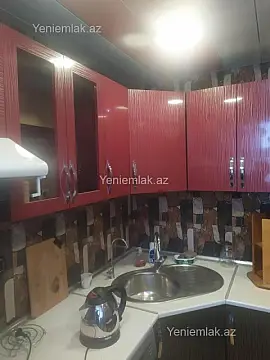 Satılır 5 otaqlı köhnə tikili 98 m²