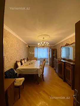 Satılır 3 otaqlı köhnə tikili 70 m² — Bakı, Nizami 3 otaq 70.00 m²