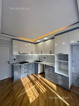 Satılır 2 otaqlı köhnə tikili 60 m²