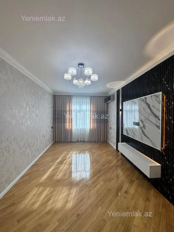 Satılır 2 otaqlı köhnə tikili 60 m²