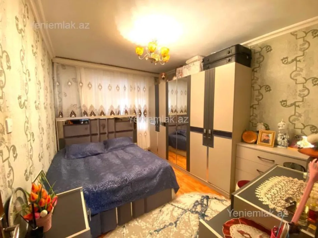 Satılır 3 otaqlı köhnə tikili 90 m²