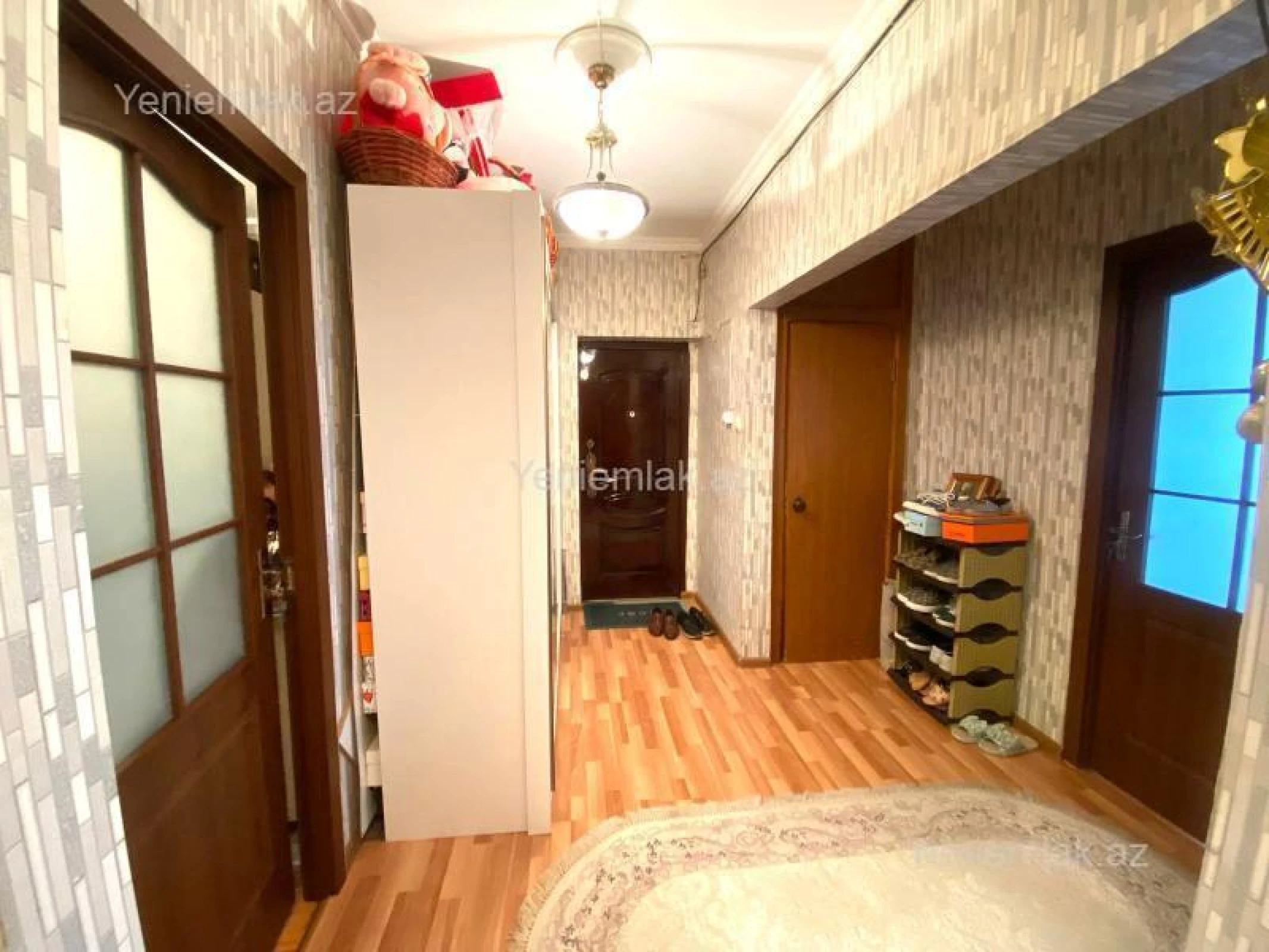 Satılır 3 otaqlı köhnə tikili 90 m²