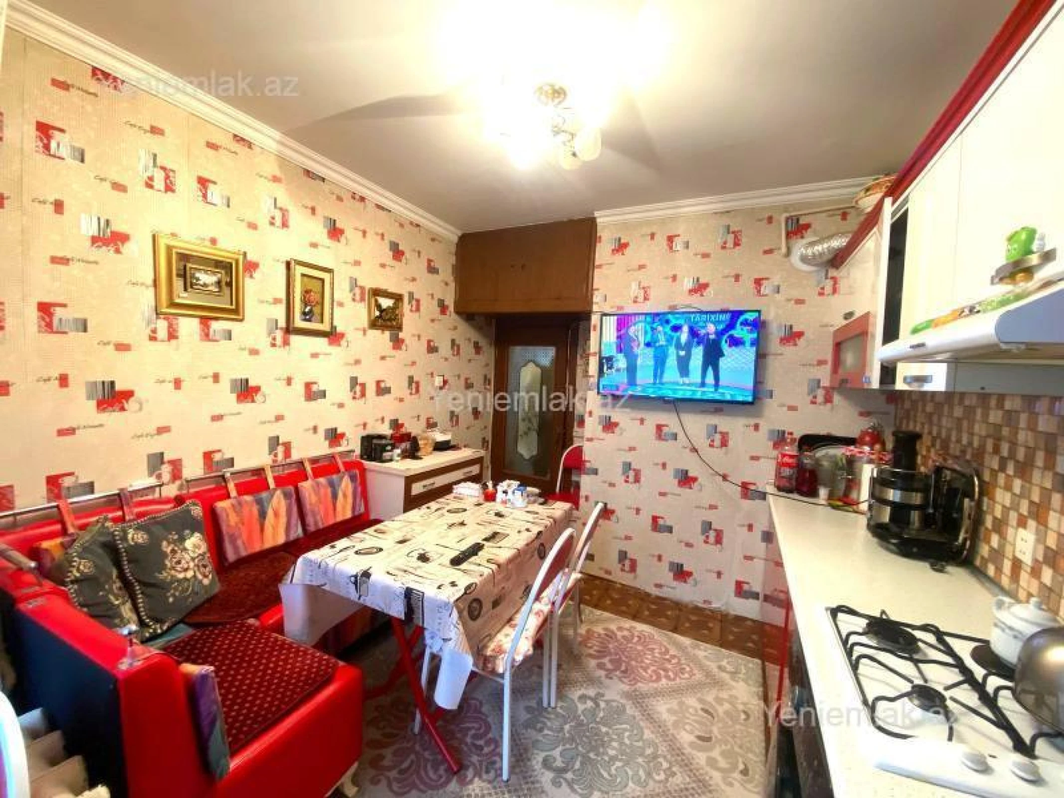 Satılır 3 otaqlı köhnə tikili 90 m²