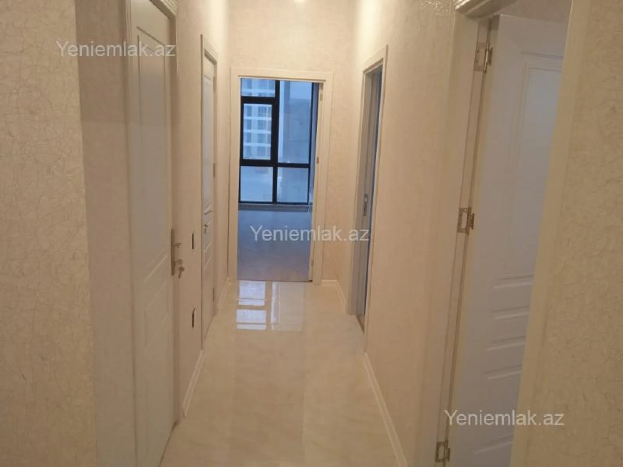 Satılır 2 otaqlı yeni tikili 99 m²