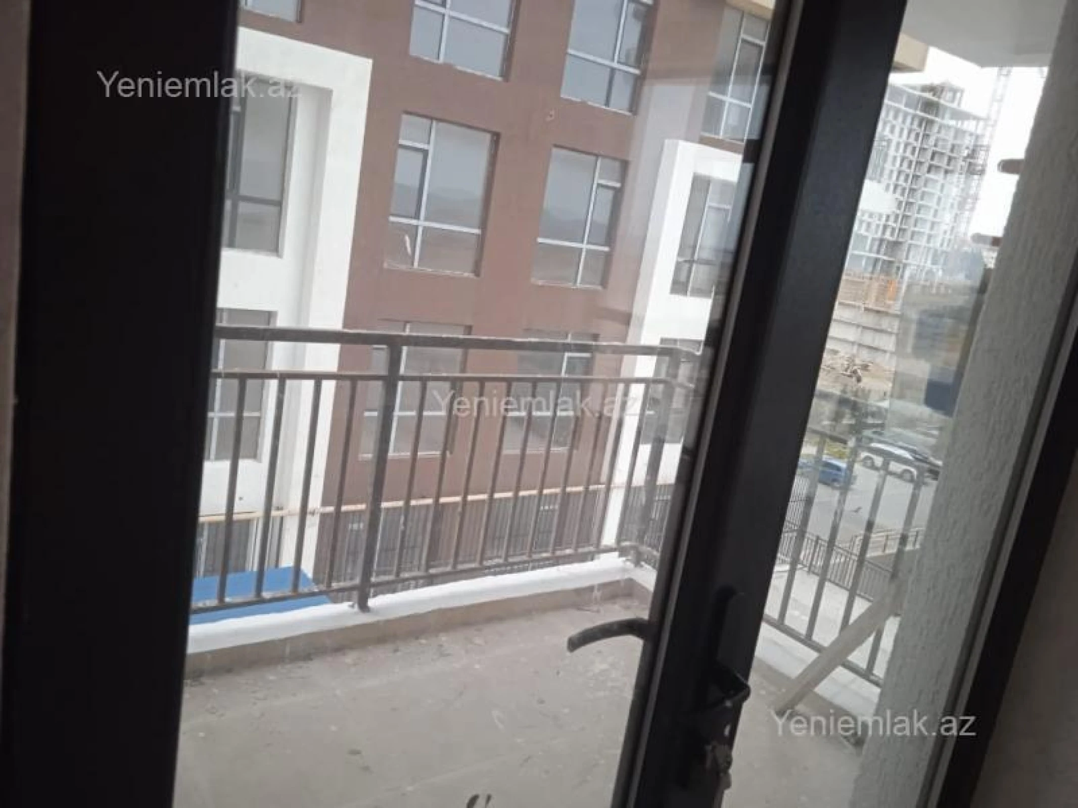 Satılır 2 otaqlı yeni tikili 99 m²