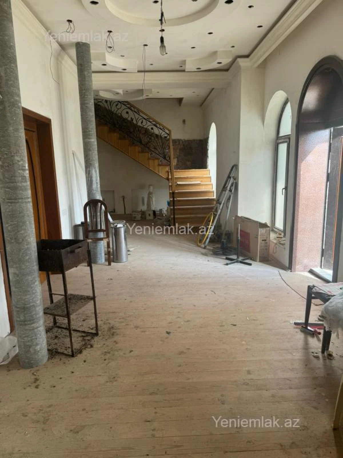 Satılır 6 otaqlı həyət evi 430 m²