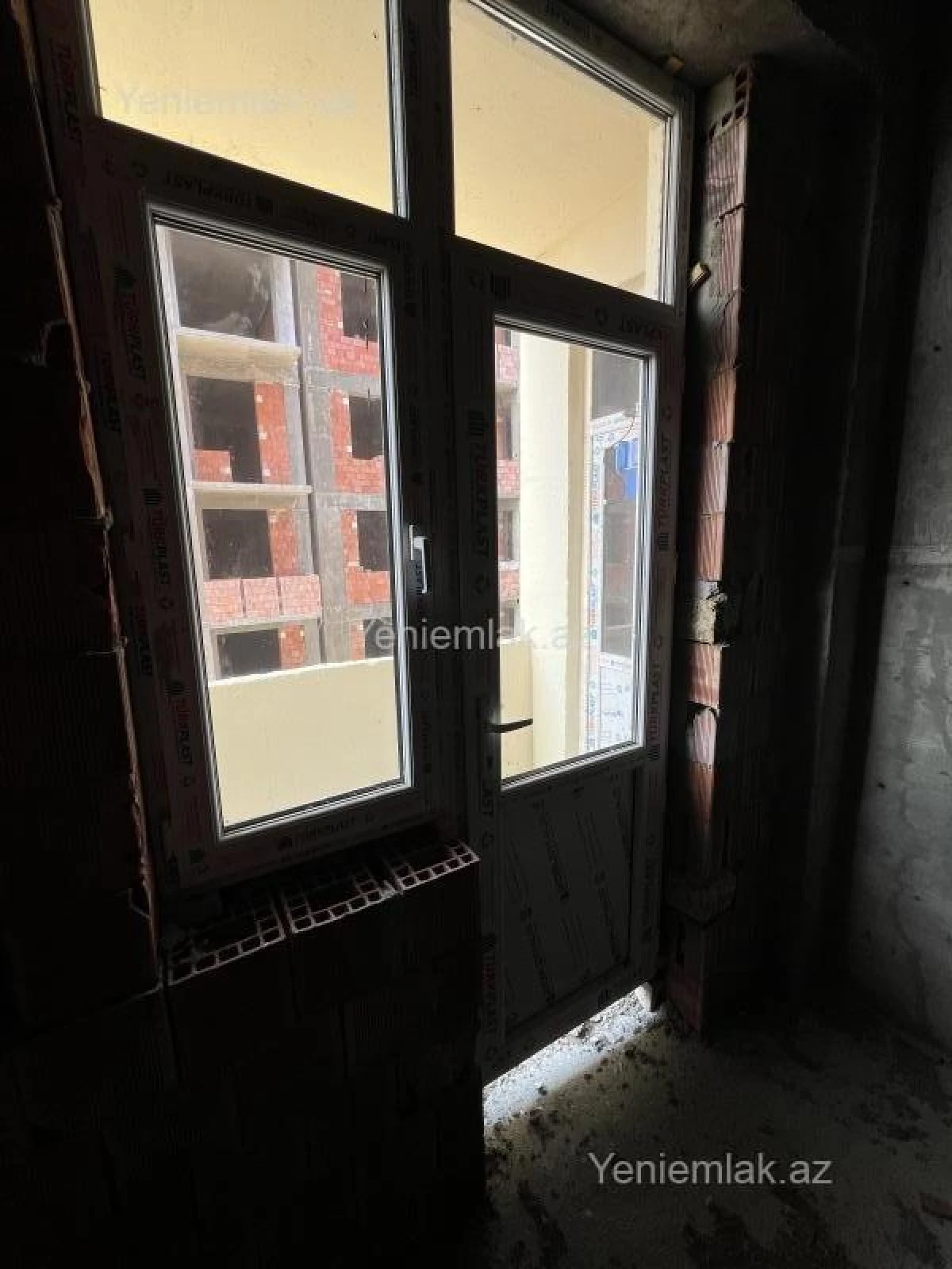 Satılır 3 otaqlı yeni tikili 74.17 m²