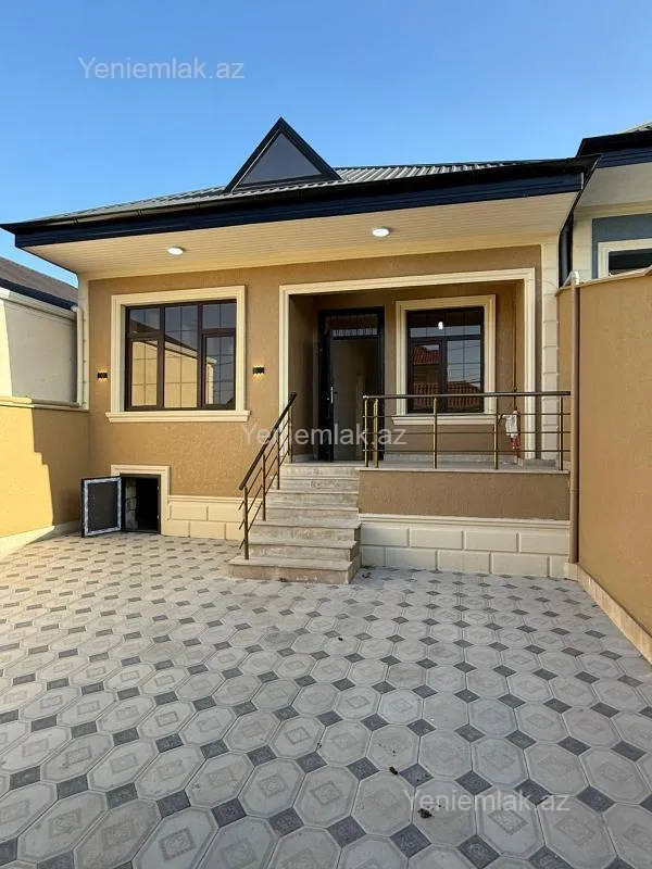 Satılır 3 otaqlı həyət evi 100 m²
