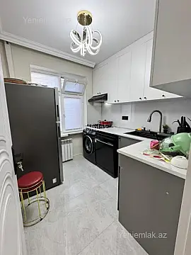 Satılır 3 otaqlı köhnə tikili 70 m²