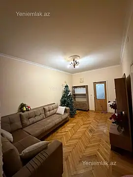 Satılır 2 otaqlı köhnə tikili 50 m²