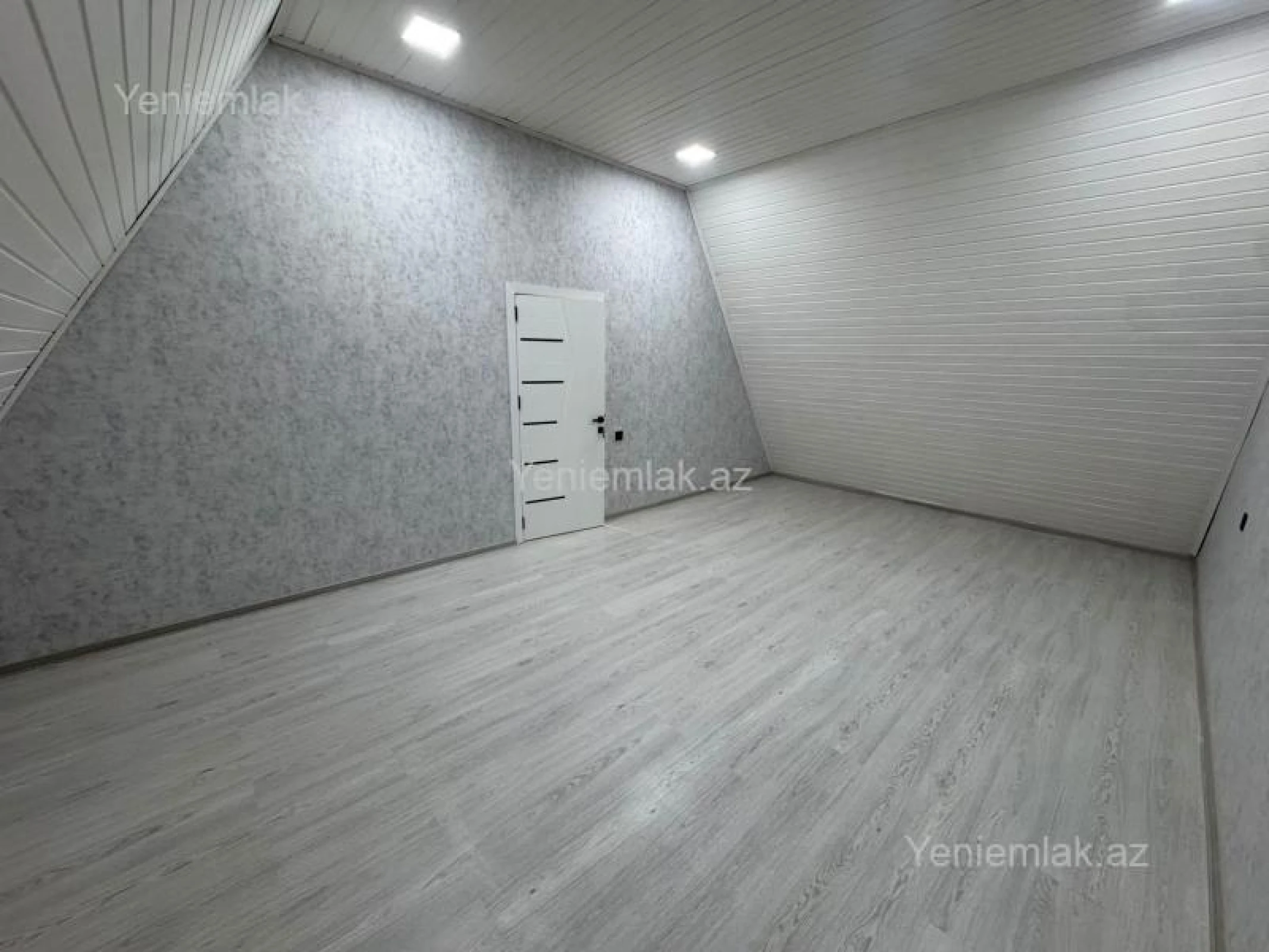 Satılır 5 otaqlı həyət evi 135 m²